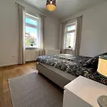 Luxury Apartment Privoz